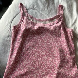 Pink and white ribbed tank.